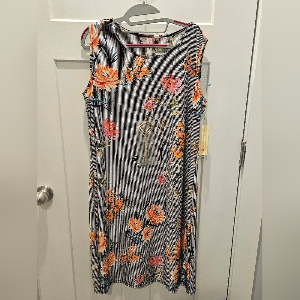 NWT Tacera Woman 1X Floral Stripe Sleeveless Shift Dress Plus Size Stretch